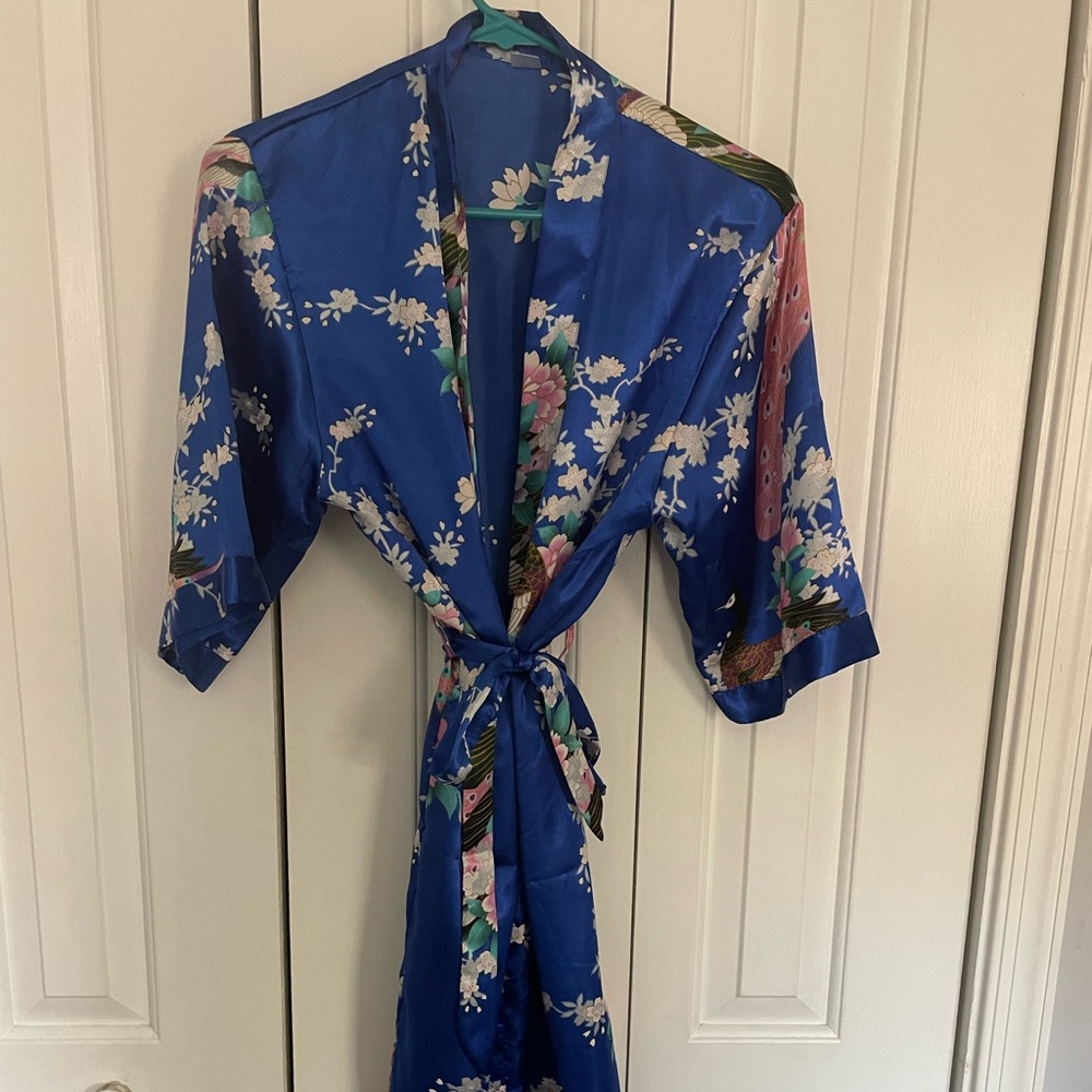 Satin robe